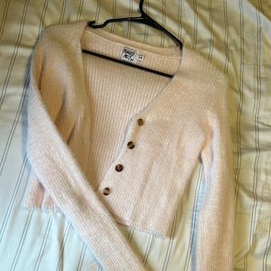 Baby pink button up cropped sweater